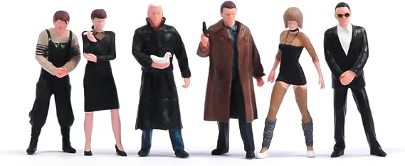 Miniatures Diorama 6PCS 1/24 1/43 1/64 1/87 Scale Film Character Killer Man Girl Action Figure Doll Scene Model for Car Vehicles (Painted, 1:43 Scale)