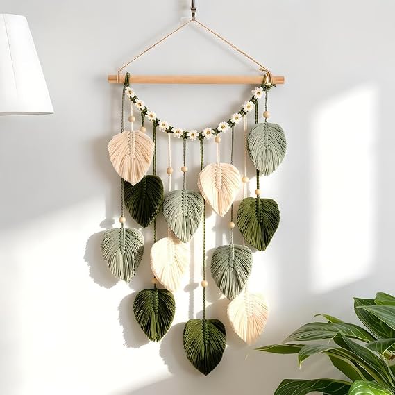 Macrame Wall Hanging Boho Wall Decoration with Leaves and Wooden Beads 40 x 65 cm Handmade Tapestry for Living Room Bedroom Office Hallway (Green & White)