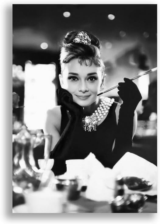 FAB Audrey Hepburn - Breakfast at Tiffany's - Black and White Restaurant Décor - Rolled Unframed Photo Poster (A4 [210mm x 297mm])