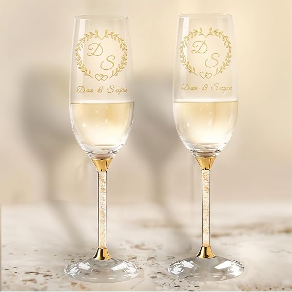 HJX Personalized Wedding Champagne Flutes Set of 2, Champagne Glasses with Name, Date, Custom Toasting Glasses Gifts for Bride and Groom Engagement, Bridal Shower, Anniversary (Gold)