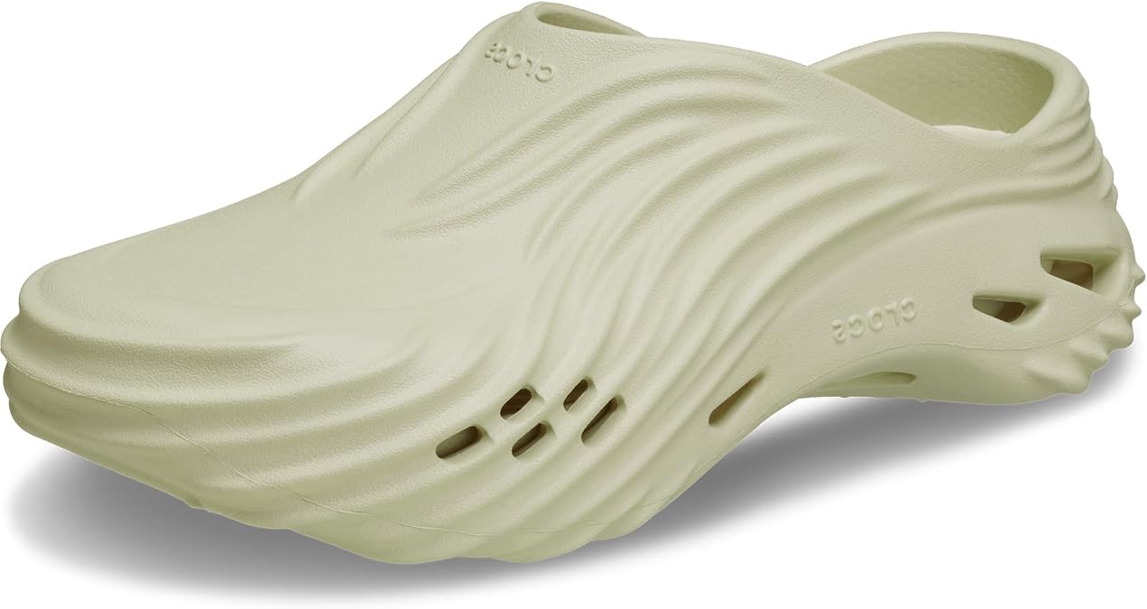 Crocs Unisex-Adult Echo Wave Clogs