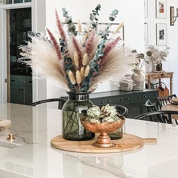 Dried Natural Pampas Grass Pack of 50 Dried Flowers Decoration DIY Dry Flowers Bouquet Pampas Grass Bouquet Reed Flower Decoration Ideal for Boho Living Room Bedroom and Vases