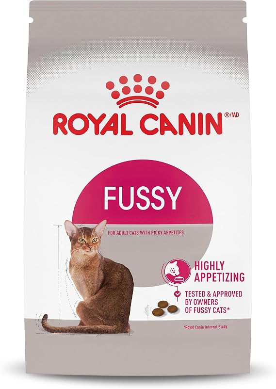 ROYAL CANIN Fussy Dry Cat Food for Adult Cats, Protein-Rich Kibbles for Picky Eaters, Poultry-Based, Supports Healthy Weight and Urinary Health, 7 lb Bag