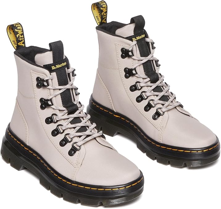Dr. Martens Women's Combs W Fashion BootFashion Boot