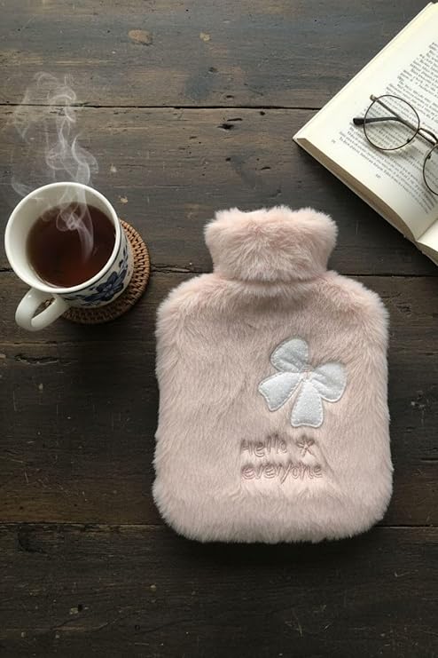 BUFFER Hello Everyone Yazılı Pembe Peluş Sıcak Su Torbası, 1 Lt, Yumuşak Kılıf, Uzun Süre Sıcak Tutan Termal