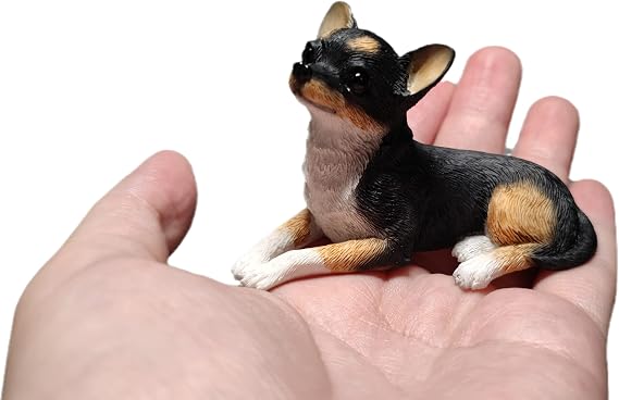 1Pcs 2 inches Mini Resin Chihuahua Figurine Gifts, Mini Dog Memorial Gifts, Dog Figurines, Car Decor, Collectible Chihuahua Statue Figure Sculpture, Gifts for Chihuahua Lover (Black)