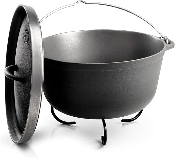 GSI Outdoors Guidecast Dutch Oven, 5 qt, Lightweight Cast Iron