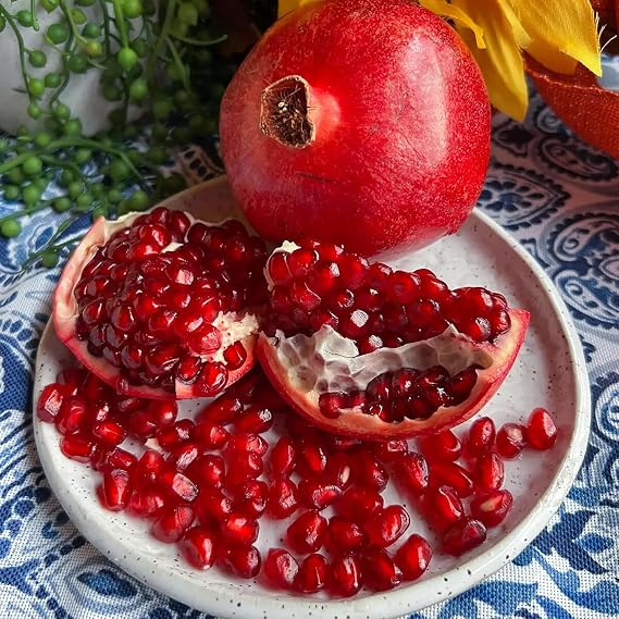 Pomegranate Tree Seeds (30pcs) High-Germination Heirloom Variety Delicious Ruby-Red Fruits Ideal for Home Gardens, Pots & Outdoor Planting