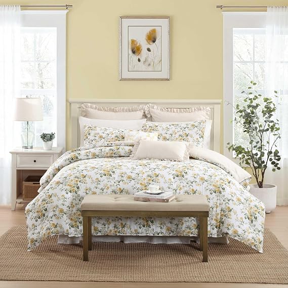 Laura Ashley - Queen Size Comforter Set with Matching Shams